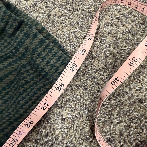 Roots Green Plaid Men's Pants size 30x29 EUC - Picture 6 of 7